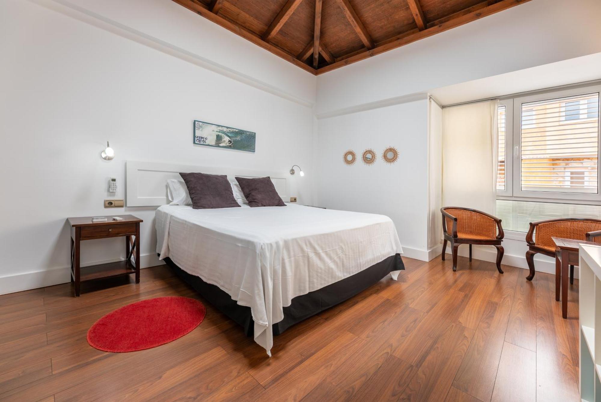 Villa Oasis Beachfront By Holidays